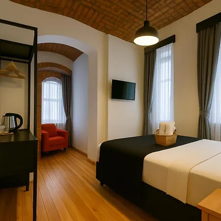 Istanbul Taksim Istiklal Street Kamil Hotel - Historical Exterior photo