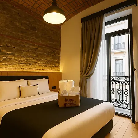 Istanbul Taksim Istiklal Street Kamil Hotel - Historical Exterior photo